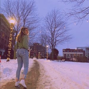 Meet your Posher, Hope